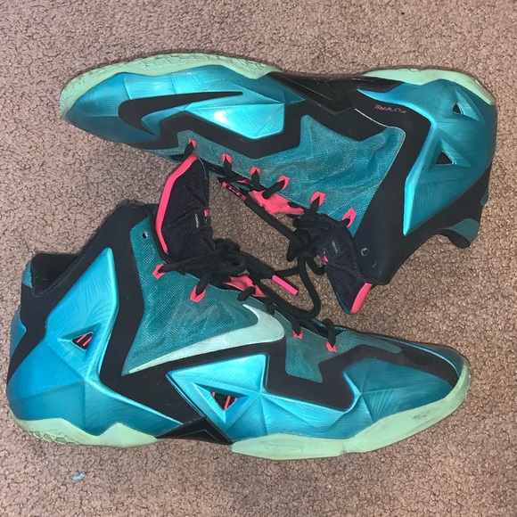 Nike Lebron 11 South Beach - Picture 3 of 5